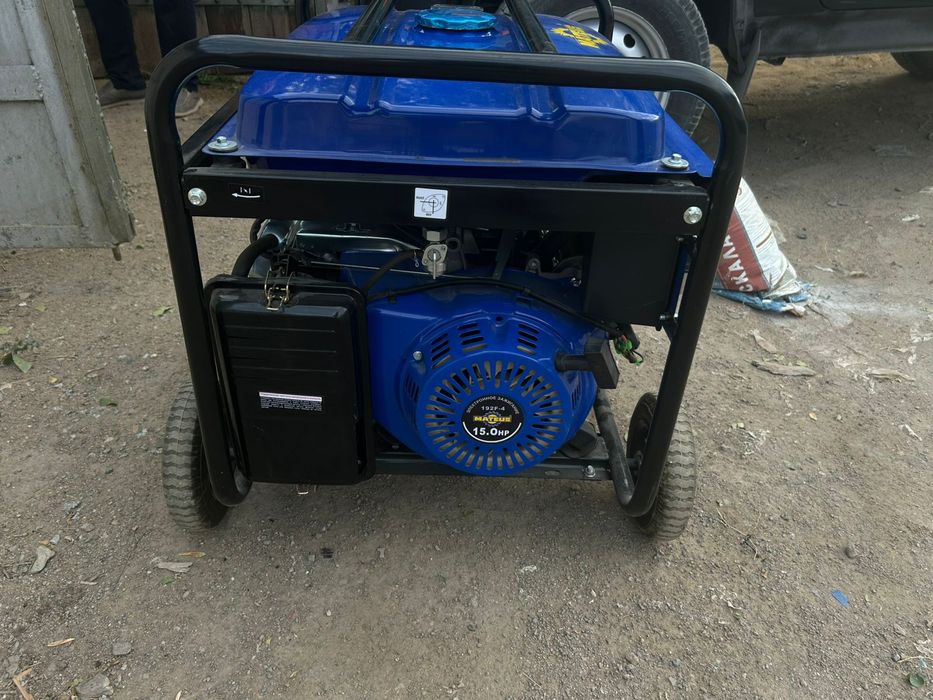 Продам генератор