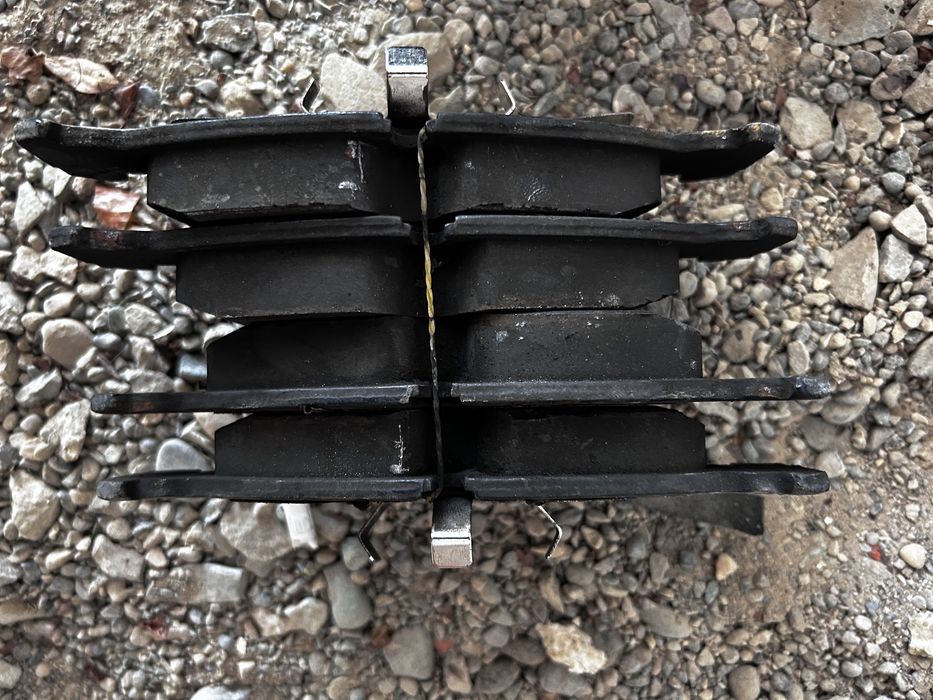 Е34 тормозной диск пердний и колодка перед зад