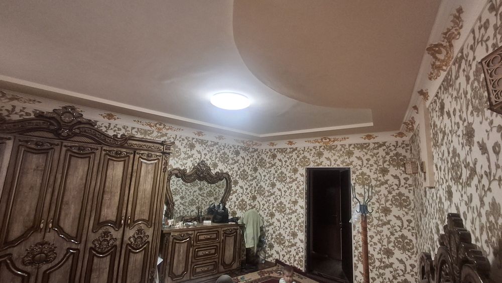 4xonali dom sotiladi