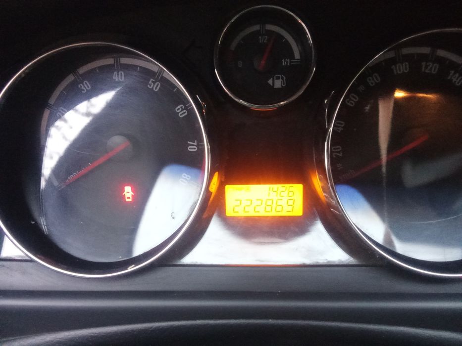 Опел Антара Opel Antara 2.4 Газ бензин