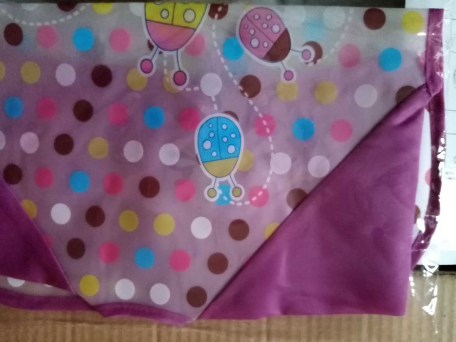 Бебешки лигавник с ръкави