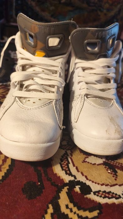 Air Jordan 6 Retro "Yellow Ochre" | EU 40 / UK 6 | White/Black/Yellow