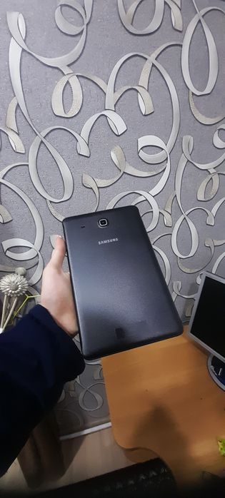 Samsung Tab e srochna