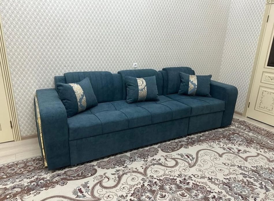 Диван VERSACE Усть-Каменогорск новый!