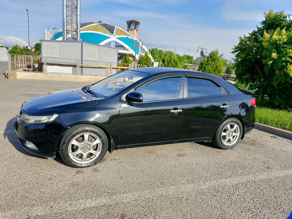 Киа Kia Cerato продам