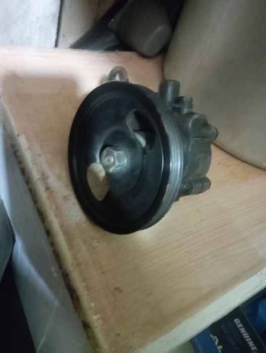 Продам Гур насос