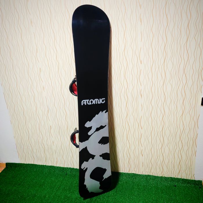 Placa snowboard Atomic 159 cm + legături Atomic L