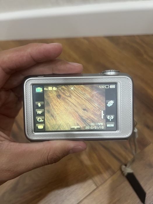 Цифровая камера Samsung ST80