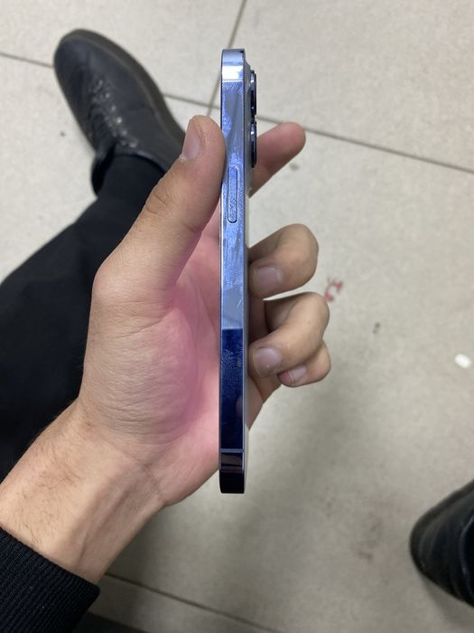 Срочно продаю Айфон  13 про