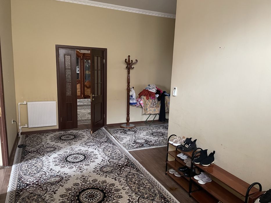 Аренда Фаргона аэропорти олдидаги катедж