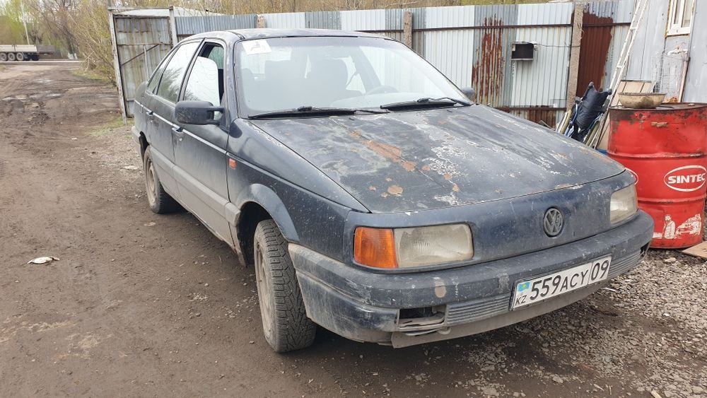 Пассат Б3.  1,8 моно