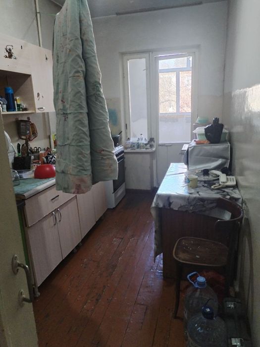 Продаётся 4х комнатная квартира