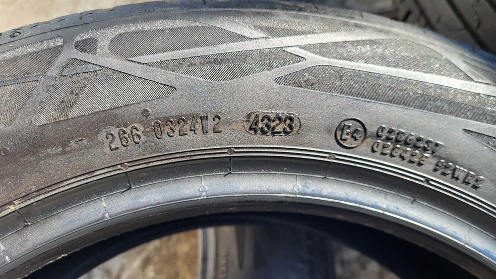 Vand cauciucuri 195 55 16 Continental