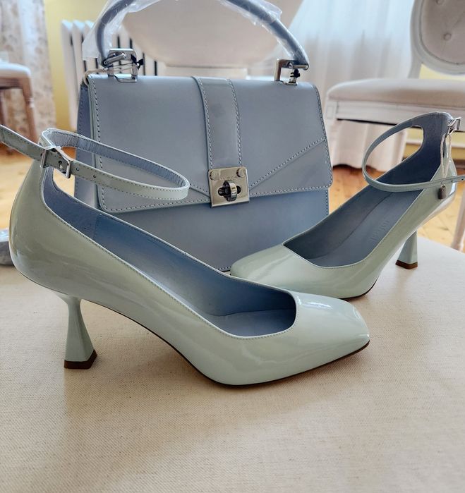 Сини лачени обувки 37/38номер естествена кожа ток официални ежедневни