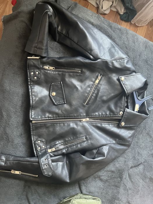 Продам женские вещи
