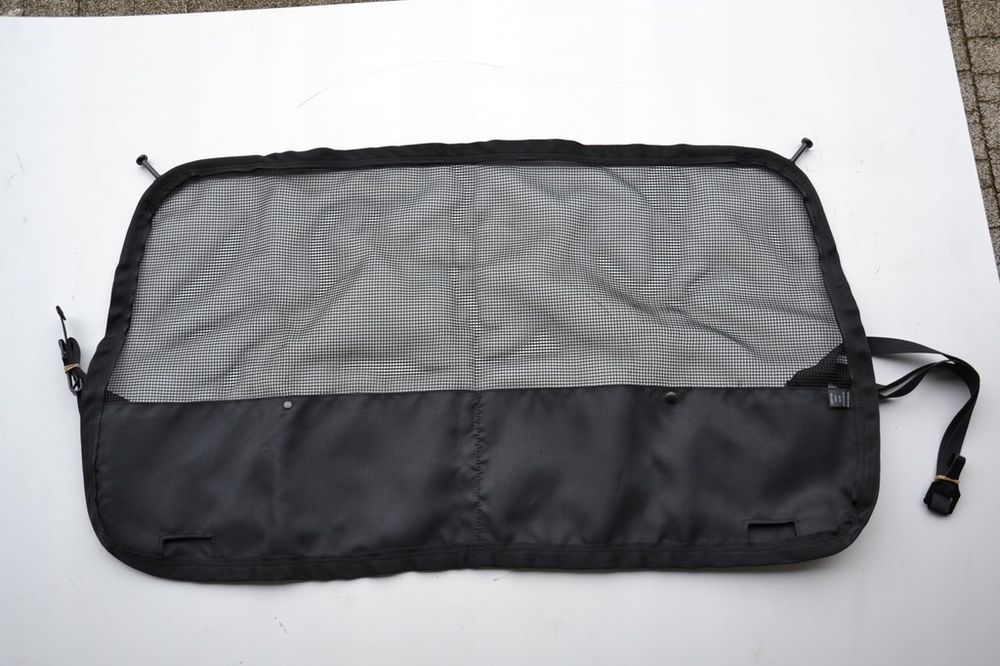 Volvo V60, V60XC преградна мрежа за багажник 31455488 оригинална НОВО!