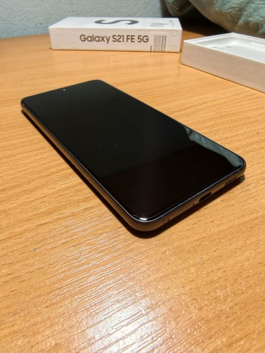 Samsung galaxy S21 FE 8/256