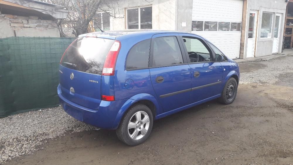 Dezmembrez Piese Opel Meriva din 2004