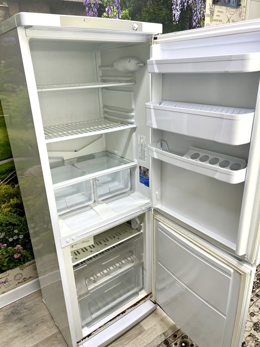 Продам Холодильник Машинку