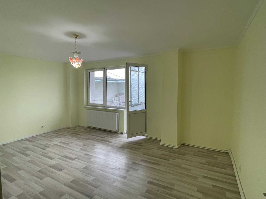 Deva  Aleea Nuferilor 2 decomandate 80000 euro