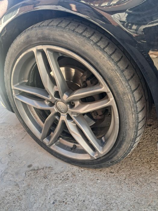 Vând jante audi 245/40/R19