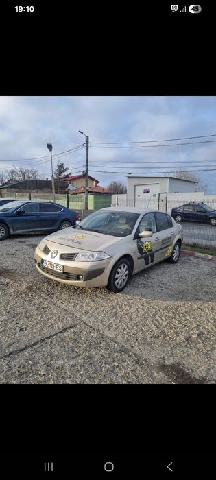RENAULT Megane
