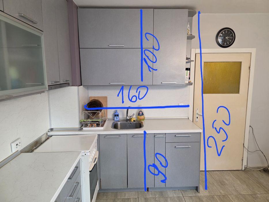 Продавам кухня ъглова