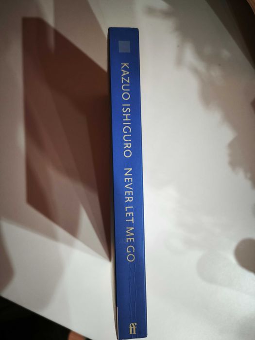 Книга Kazuo Ishiguro - Never let me go