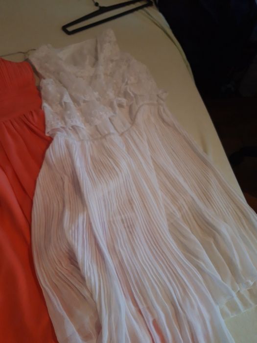 Продавам рокли по 10 лв.бр.,S-M