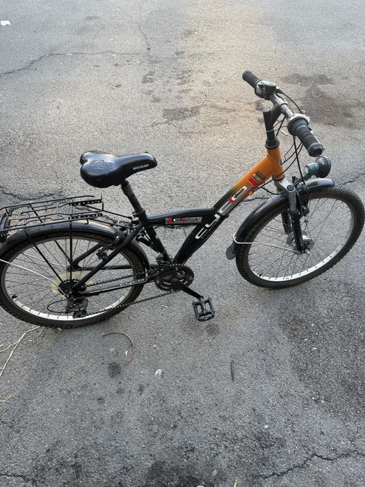 Vand doua biciclete