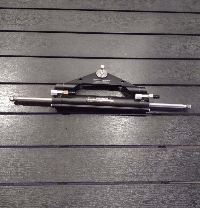 Хидравлично управление извънбордов двигател , управление мотор лодка