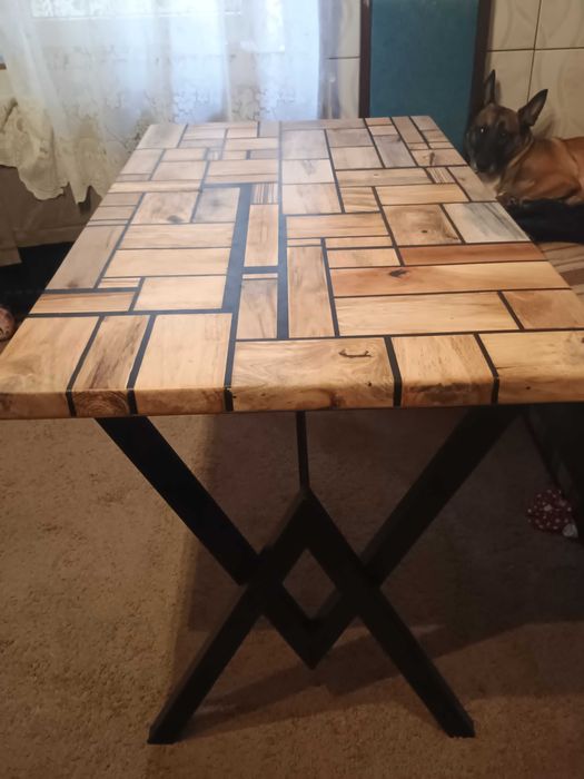 Masa lemn masiv cu rasina