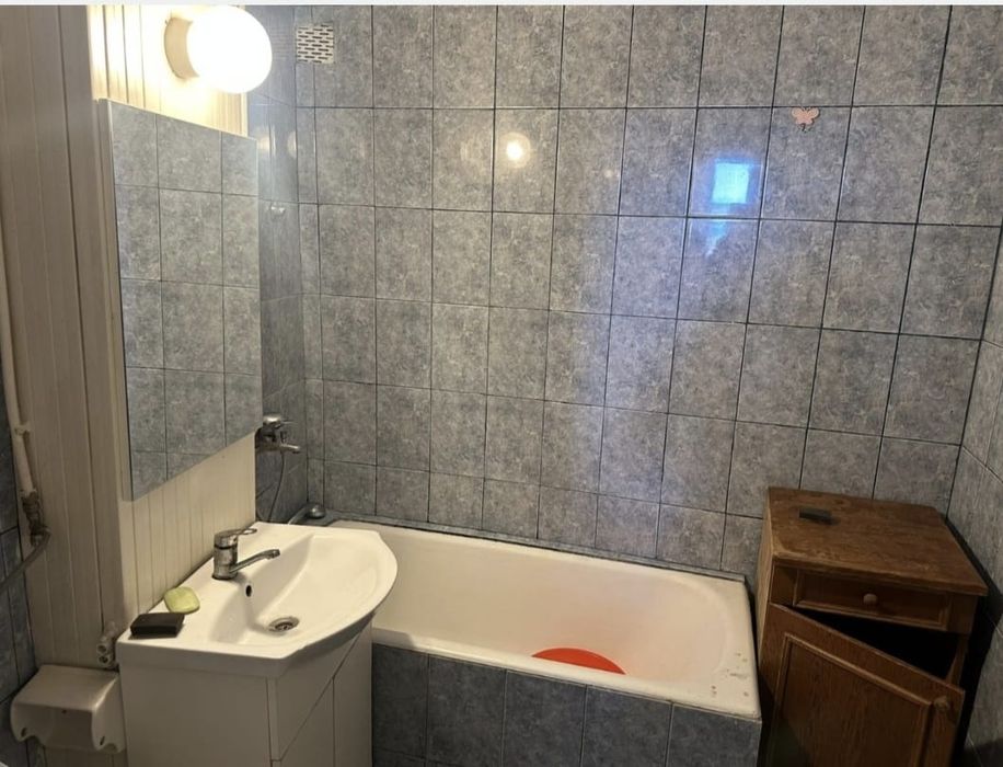 Garsoniera de închiriat