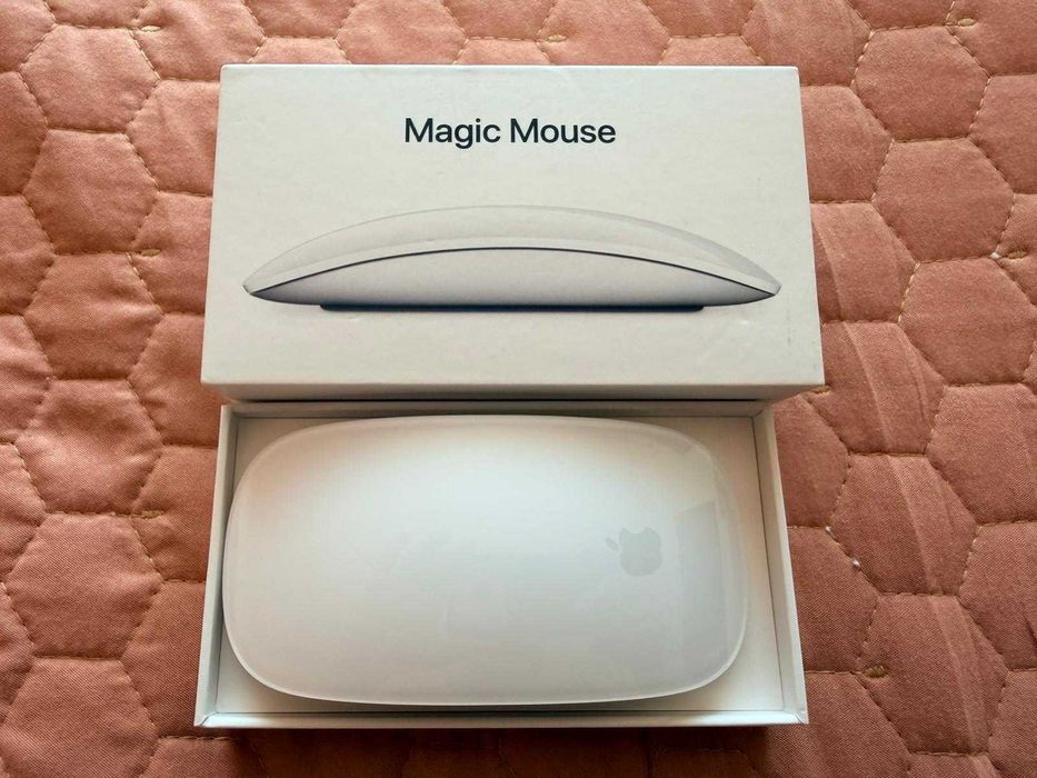 Apple Magic Mouse 2nd Generation aproape nou