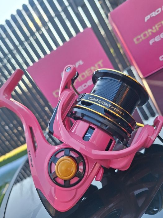 SET 2  FL BLACK FORCE PINK 3.90m 60-180g + 2  PRO FL Confident 6500