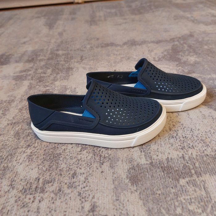 Новые Crosc продам