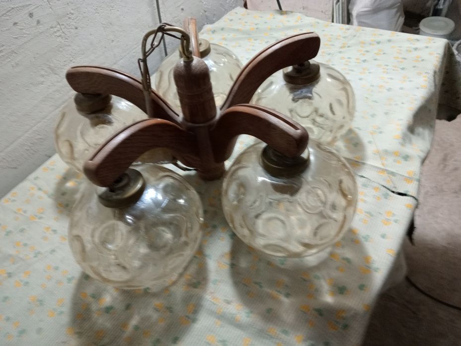 Люстра из натурального дерева