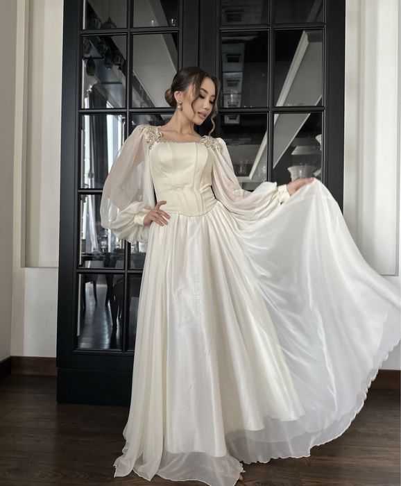 Нежный наряд на любое мероприяте