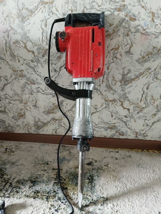 Одбойный молмток