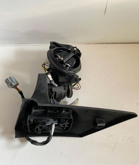 Suport oglindă stanga cabriolet 212836345 Ford Focus a 2-a generatie