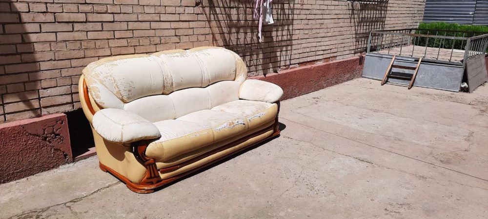 Мягкая мебель и матрас