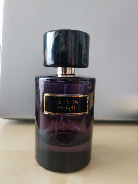 Празен оригинален флакон Akbari - Geisha (80 ml) с кутия