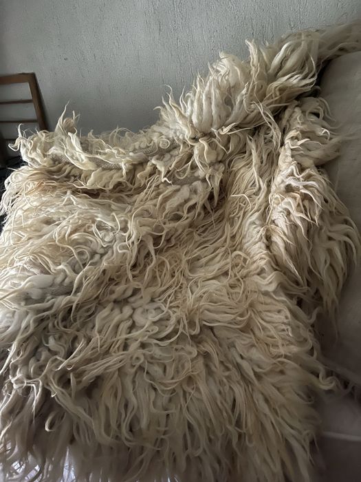 Родопско вълнено халище с дълъг косъм