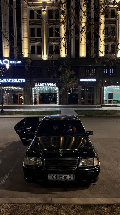 продам мерс 2.4 чистый немец