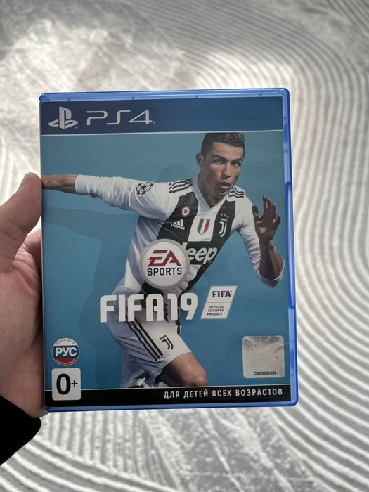 Диск пс4 фифа 19
