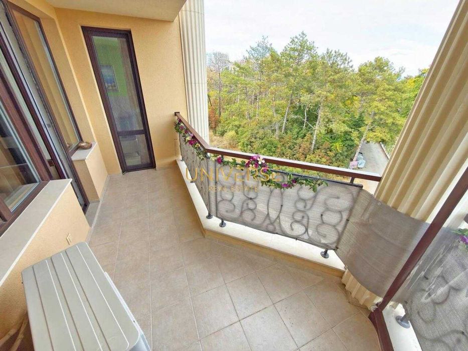 Продава се Тристаен апартамент в Поморие - 94 кв.м за 1543 €/кв.м - Снимка #2