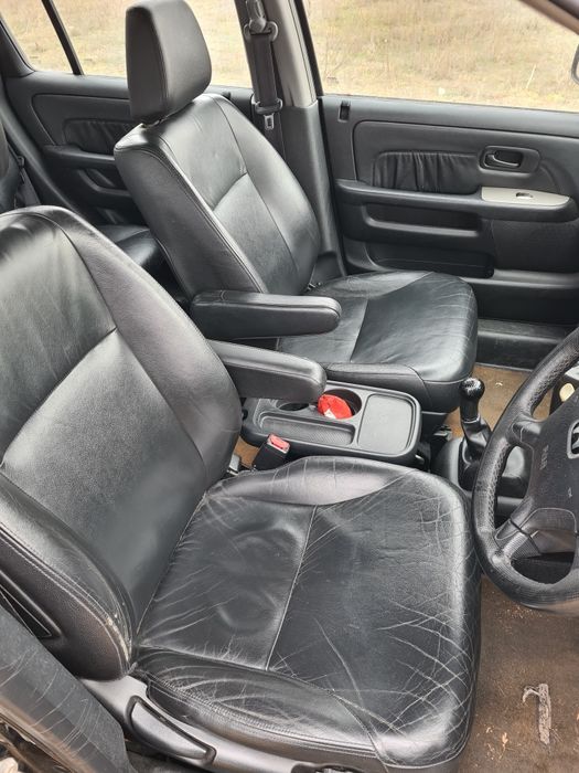 Продавам хонда ЦРВ-2 бенз.На части