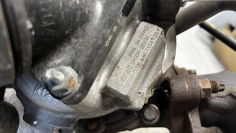 Toyota Auris 06- турбо