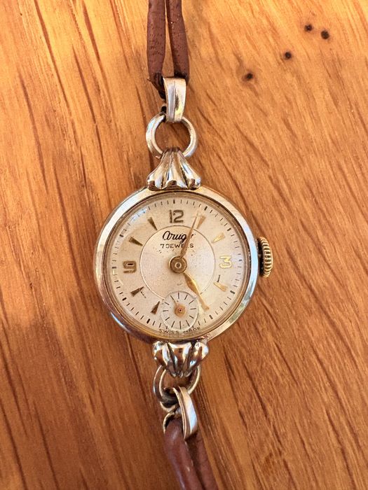 Дамски винтидж часовник