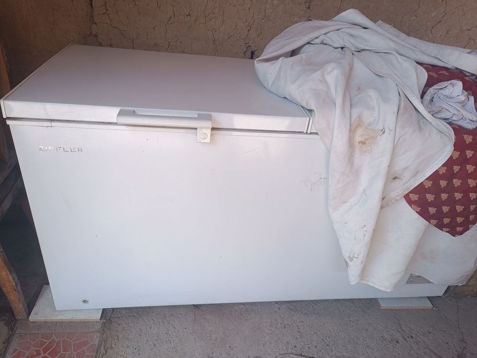 Продам холодильник